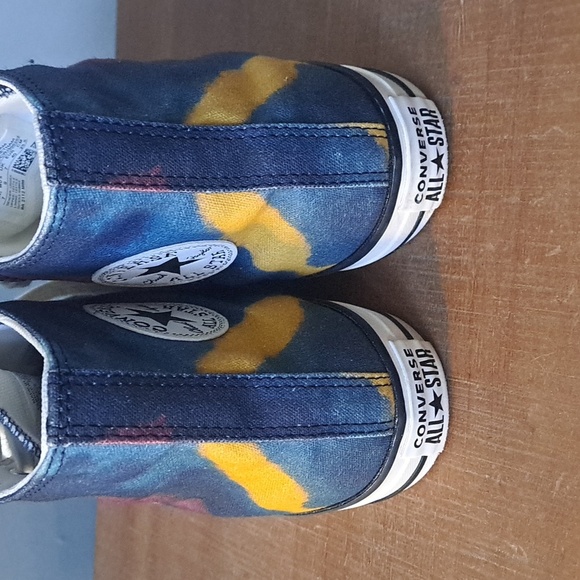 Converse Allstar Chuck Taylor Blue & Wine Tie Dye Hightop Sneakers Unisex - Picture 5 of 7